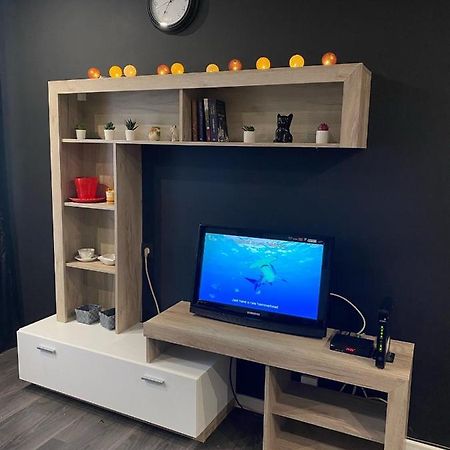 Apartman Mici Ni المظهر الخارجي الصورة